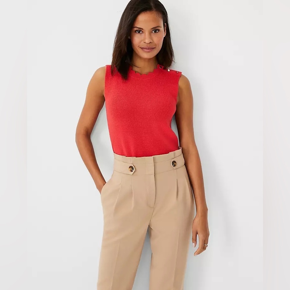Ann Taylor Hibiscus Scalloped Sweater Shell - Size L